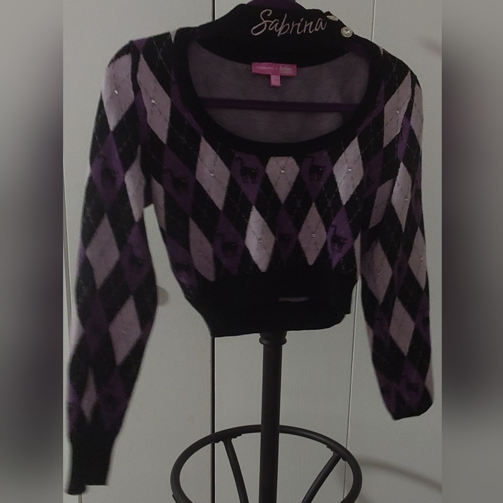 Stylish Women's Argyle Sweater - Black and Purple
